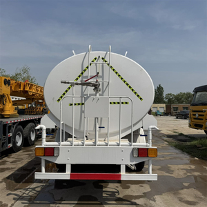 Camión Cisterna de Agua SINOTRUK HOWO 371 Usado, 6x4 WD615.47, 20000L, 14m de Ancho de Pulverización, para Control de Polvo Municipal - Product Image 6