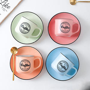 Juego de Taza y Platillo de Café de Cerámica, Tamaño Pequeño, Estilo Nórdico Minimalista, Patrón de Dibujos Animados Mate, Forma Redonda - Product Image 3