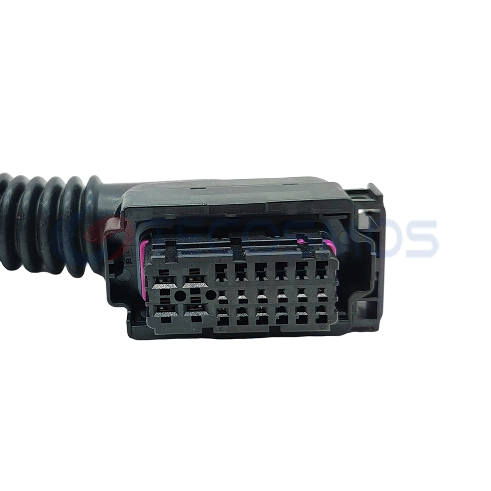 Auto Parts High Quality Automotive Oil Pump Light Waterproof Wire Harness Connector for VW AUDI 22-Pin Female CT22-0035M