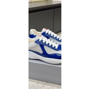 Chaussures de sport simples et tendance, à semelles souples, confortables et respirantes. Chaussures décontractées en cuir pour hommes. - Product Image 1