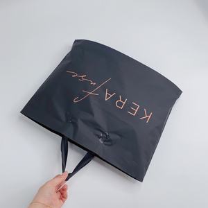 Sacs à provisions personnalisés de haute qualité, sacs en plastique d'emballage avec votre propre logo - Product Image 3