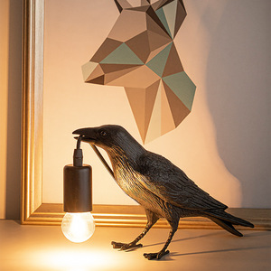 Lampe murale en résine, oiseau porte-bonheur, corbeau, lampe de table, veilleuse, chambre à coucher, chevet, salon, lampe murale, décoration intérieure, LED - Product Image 3