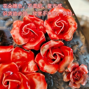 Vaso Quadrato Alto in Stile Vintage con Fiori 3D, in Ceramica Verde per Piante Succulente - Product Image 3