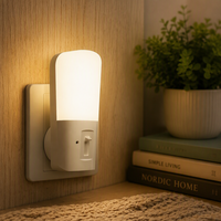 Lampe de nuit à capteur crépusculaire à LED blanc chaud LOHAS, à brancher, à intensité variable, avec matériau ABS et design moderne pour chambre à coucher