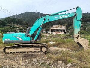 Excavatrice SK200-8 Kobelco utilisée à bas prix, originale du Japon, poids en ordre de marche de 20 tonnes avec moteur central et composants de moteur - Product Image 3