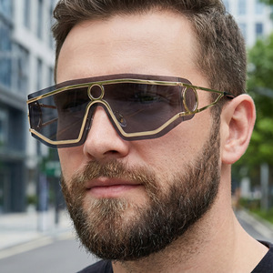 Ly-98427 Gafas de sol unisex de moda con montura negra, protección UV400 de metal y plástico, clase 2, para hombres y mujeres - Product Image 1