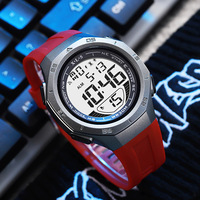 Jam Tangan Elektronik Digital Sporty Bercahaya Gaya Baru Trendy Simpel Multifungsi Pria