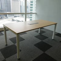 Table de conférence rectangulaire moderne pour usage commercial, pieds en métal en U, panneau de particules durable en mélamine, système de bureau AY, hôtel, bureau en Malaisie