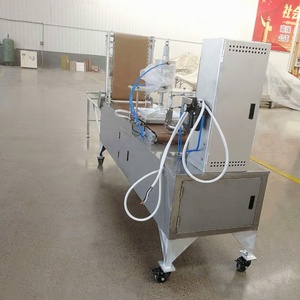 Tự Động <span class=keywords><strong>Peking</strong></span> <span class=keywords><strong>Duck</strong></span> Wrapper Nhấn Máy SUS304 Thép Không Gỉ 0.6 Mpa 1500Pcs/H Kg/H 800-1200 Pcs/H Bạc 1 Bộ Vòng - Product Image 4