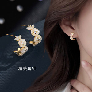 Flower C-Shaped Hoop Earrings 14k Gold Clasp Setting Party Women's Jewelry - Product Image 2