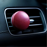 Diffuseur de parfum magnétique d'aromathérapie de voiture en métal plaqué couleur avec logo personnalisé Clips pour bouche d'aération de voiture