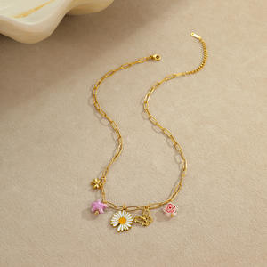 Joyería fina de acero inoxidable de moda de <span class=keywords><strong>verano</strong></span> para mujer, cadena de eslabones con colgante de mariposa Margarita a la moda, collar de corazón geométrico - Product Image 4