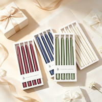 Lot de 4 bougies coniques en paraffine en gros, multicolores disponibles, non parfumées, pour une ambiance décorative idéale pour les soirées romantiques et les rassemblements