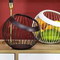 Vente en gros Corbeille à fruits ronde décorative en métal à ouverture biseautée Panier de rangement pour fruits sur pied pour articles divers