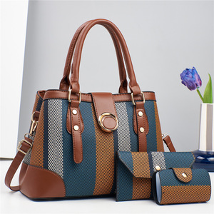 Nouvel <span class=keywords><strong>ensemble</strong></span> de sacs <span class=keywords><strong>à</strong></span> bandoulière de luxe pour femmes 2026, sacs <span class=keywords><strong>à</strong></span> <span class=keywords><strong>main</strong></span> en cuir de crocodile tendance avec portefeuilles pour femmes - Product Image 4