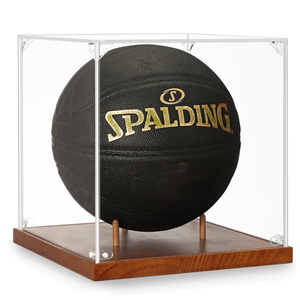 Vitrine de <span class=keywords><strong>basket</strong></span>-ball acrylique transparent 10 pleine grandeur Base <span class=keywords><strong>en</strong></span> bois massif Boîte de support de football protégée contre les UV Vitrine autographiée <span class=keywords><strong>NBA</strong></span> WNBA - Product Image 1