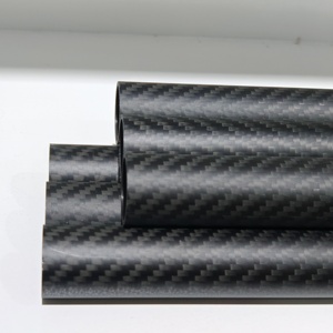 ท่อคาร์บอนไฟเบอร์แบบกำหนดเอง - น้ำหนักเบาและแข็งแรงทนทานสำหรับสภาพแวดล้อมอุตสาหกรรมที่รุนแรง - Product Image 2