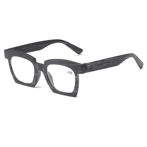 Lunettes de lecture réglables pour femmes avec support nasal et protection anti-lumière bleue - Product Image 1