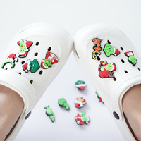 Logo personnalisé sabot de Noël dessin animé lettre fleur Anime décorations accessoires PVC chaussures de créateurs breloques pour sabot