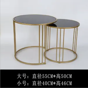 라운드 모양 골드 금속 다리 유리 탑 2 조각 중첩 커피 테이블