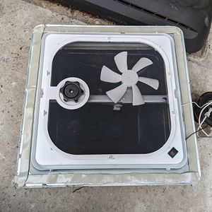 بوتيل المطاط إصلاح النوافذ مانع التسرب المعجون شريط لاصق ل RV Camper السباكة البحرية سقف الترقيع ختم - Product Image 6