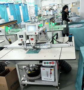 Machine à coudre automatique informatisée avec découpe laser multifonction pour vêtements, t-shirts, jeans et doudounes - Product Image 3