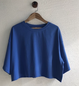 Camiseta de Verano para Mujer, Estilo Americano, Tejida en Algodón Grueso, Manga Corta con Diseño de Mariposa, Corte Holgado, Estilo Deportivo Informal - Product Image 3