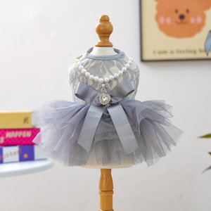 Vestido Gris Cisne para Mascotas con Collar de Perlas para Perros y Gatos, Falda de Poliéster para las Cuatro Estaciones QZ20260119-22 - Product Image 1