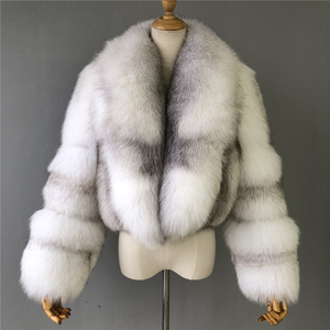 Veste en fourrure de <span class=keywords><strong>renard</strong></span> moelleuse de luxe, design OEM en gros, grand col en fourrure, véritable fourrure de <span class=keywords><strong>renard</strong></span>, manteau pour femmes - Product Image 5