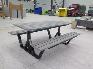 Vente en gros d'usine Table de patio d'extérieur Table et banc en bois pour <span class=keywords><strong>restaurant</strong></span> Table de pique-nique moderne en bois avec banc - Product Image 2
