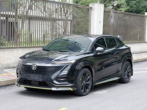 Véhicule chinois Changan UNI-T <span class=keywords><strong>2022</strong></span> de deuxième génération 1.5T, SUV compact de luxe à essence, vente en gros à prix abordable pour l'exportation - Product Image 2
