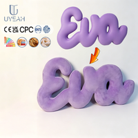 Uyeah OEM/ODM – Nouvelle poupée en peluche personnalisée de haute qualité, motif dessin animé mignon, avec logo, lettres et chiffres, jouet en coton rembourré