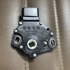 Interruptor de Cambio de Marchas Nissan 31918-3MX0A para Reemplazo del Módulo de Control de Transmisión del Automóvil - Product Image 3