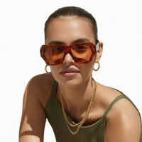 Lunettes de soleil oversize vintage années 70 pour femmes, protection UV400, monture épaisse en PC avec rivets, tendance écaille de tortue, lunettes de mode