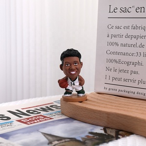 Conçu sur mesure en PVC Anime super-héros Football Figurine Modèle à collectionner <span class=keywords><strong>Jeu</strong></span> <span class=keywords><strong>de</strong></span> <span class=keywords><strong>rôle</strong></span> Animal Figure Jouets Surprise Mystère Boîtes - Product Image 1