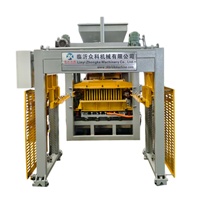 Machine de palettisation automatique pour la production de blocs creux