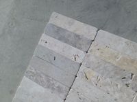 SHIHUI vente en gros de carreaux roulés à motif français Henan marbre naturel Design moderne carreaux de travertin de couleur bleu et blanc