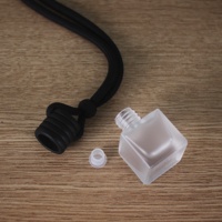 Flacon Vide Dépoli en Verre Mat Carré de 8ml 10ml 12ml pour Diffuseur de Voiture, Parfum avec Bouchon en Bois Noir
