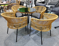 Outdoor Garten Terrassen möbel New Style Modern Günstige Wicker PE Rattan Stuhl und Tisch mit Kissen