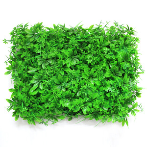 Paneles de pared de césped <span class=keywords><strong>artificial</strong></span> Fondo de plantas verdes artificiales de imitación Hojas de pared de hierba Garde vertical - Product Image 1