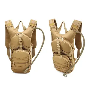 Großhandel Outdoor Sport Reit tasche Günstige Wander training Rucksack Tactical Camouflage Water Bag Rucksack