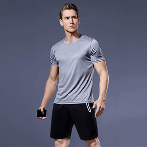 T-shirts de sport respirants personnalisés HEALY avec des motifs imprimés. Conçu pour les hommes et les femmes. Ventes directes d'usine. - Product Image 1