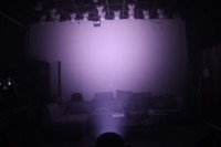 Projecteur LED à tête mobile 250W puissant RGBW 4-en-1 avec mode de contrôle DMX512 avancé pour des effets d'éclairage dynamiques, éclairage de scène