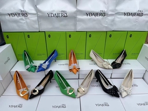 Nuovi arrivi: scarpe da donna originali in pelle di alta qualità, lussuose e alla moda, con tacco a spillo che aumenta l'altezza. - Product Image 2