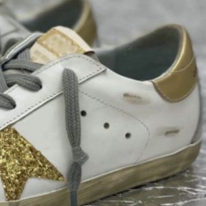 Nouvelles chaussures décontractées à lacets en cuir véritable de haute qualité, modèle 2026, style de marque luxueux et tendance, design de créateur, dorées - Product Image 3