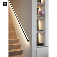 Moderne Wandmontierte LED-Treppenbeleuchtung Handlauf für Häuser Einfaches Design Schmiedeeisen Treppengeländer Heimdekoration
