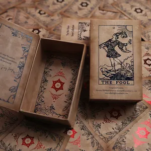 मूल टैरो कार्ड के नव सवार टैरो के साथ संग्रह बॉक्स