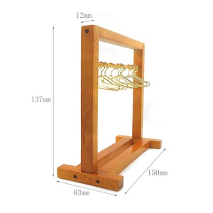Meubles en bois miniatures, bois naturel, mini porte-vêtements en bois, cintres pour poupées - Product Image 5
