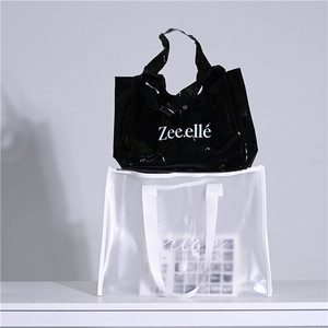 Sac fourre-tout à provisions de conception holographique laser irisé en PVC épais avec logo personnalisé avec poignée en PU à la mode et élégant - Product Image 6