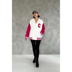 Chaqueta Varsity Blanca para Mujer con Capucha Desmontable, Relleno de Poliéster, Tejido de Tela, Color Crudo - Product Image 5